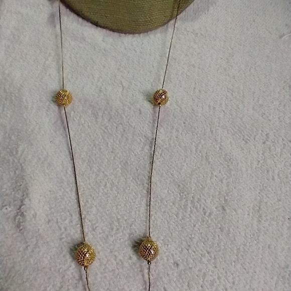 Goldtone mesh ball bead chain necklace - Picture 5 of 5